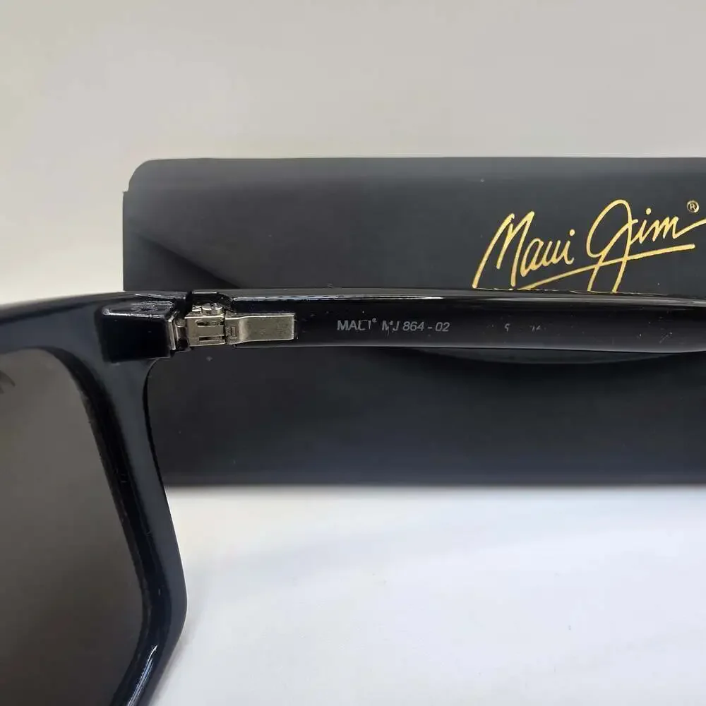 Maui Jim Cruzem Sunglasses Black Gloss Frame Black Polarized Lens w/ Case